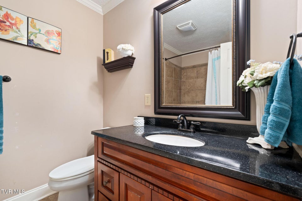 Photo #34: 699 Hemlock Street