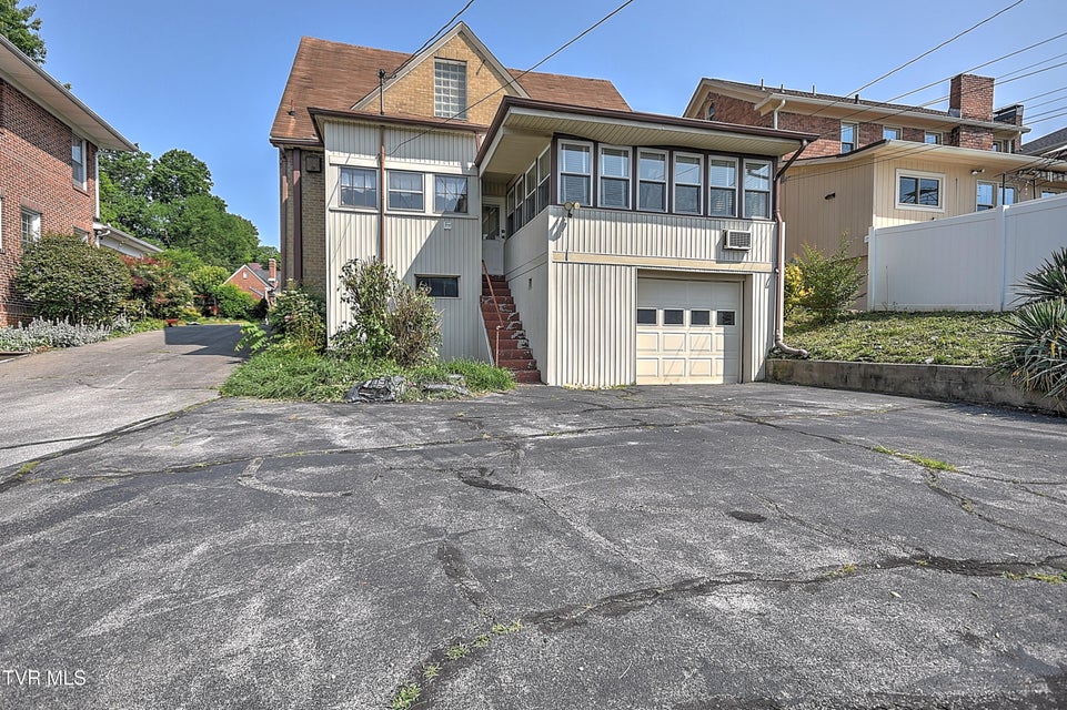 Photo #38: 718 Arlington Avenue