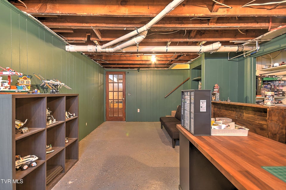 Photo #32: 718 Arlington Avenue