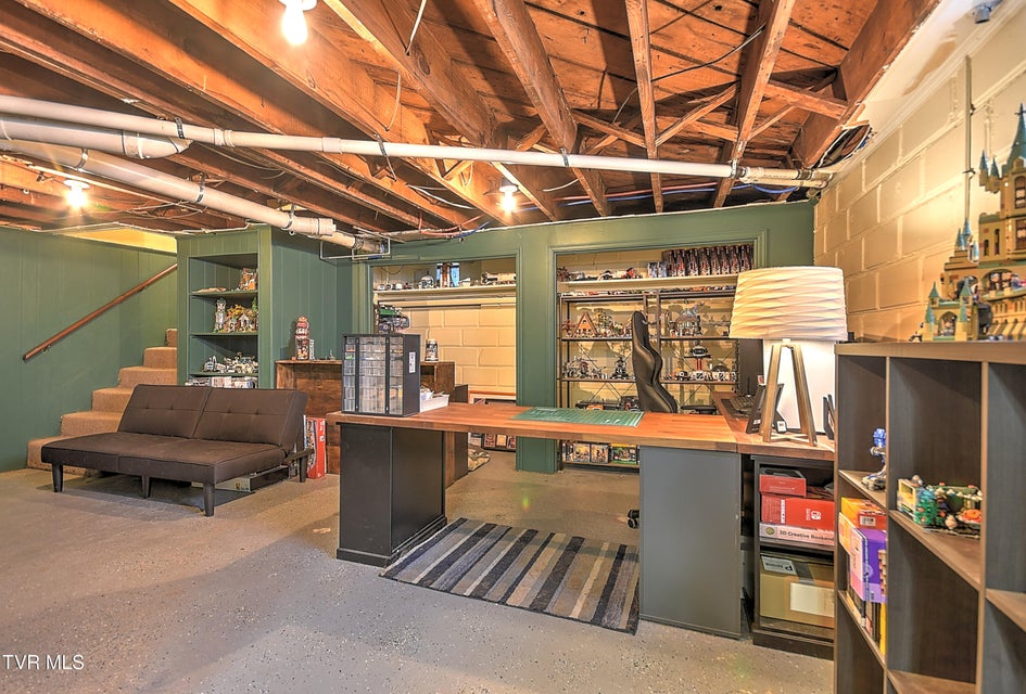 Photo #33: 718 Arlington Avenue