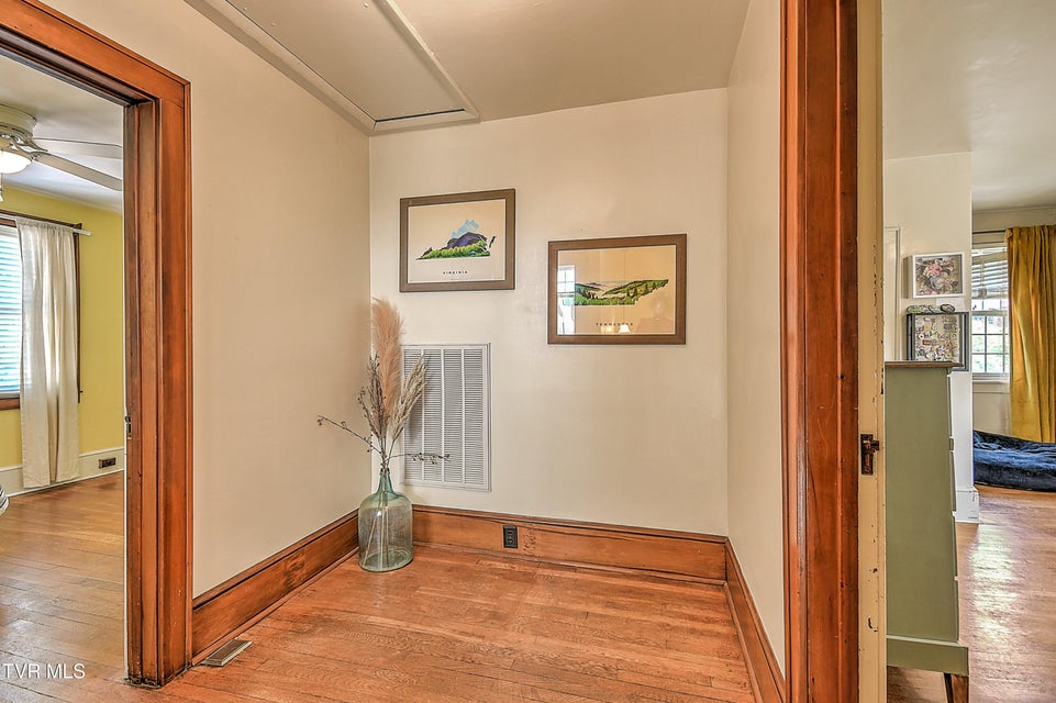 Photo #26: 718 Arlington Avenue