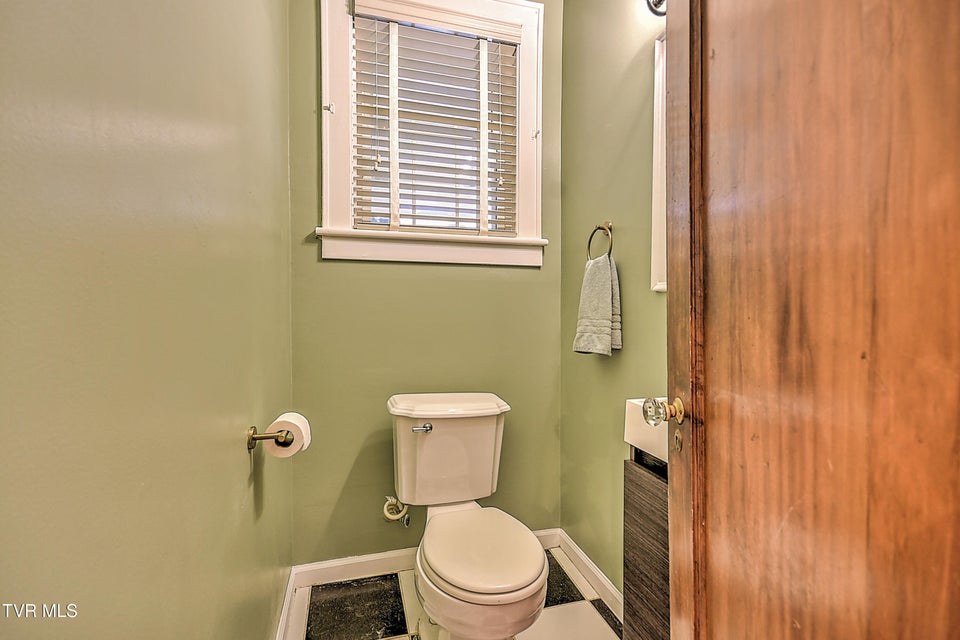 Photo #20: 718 Arlington Avenue