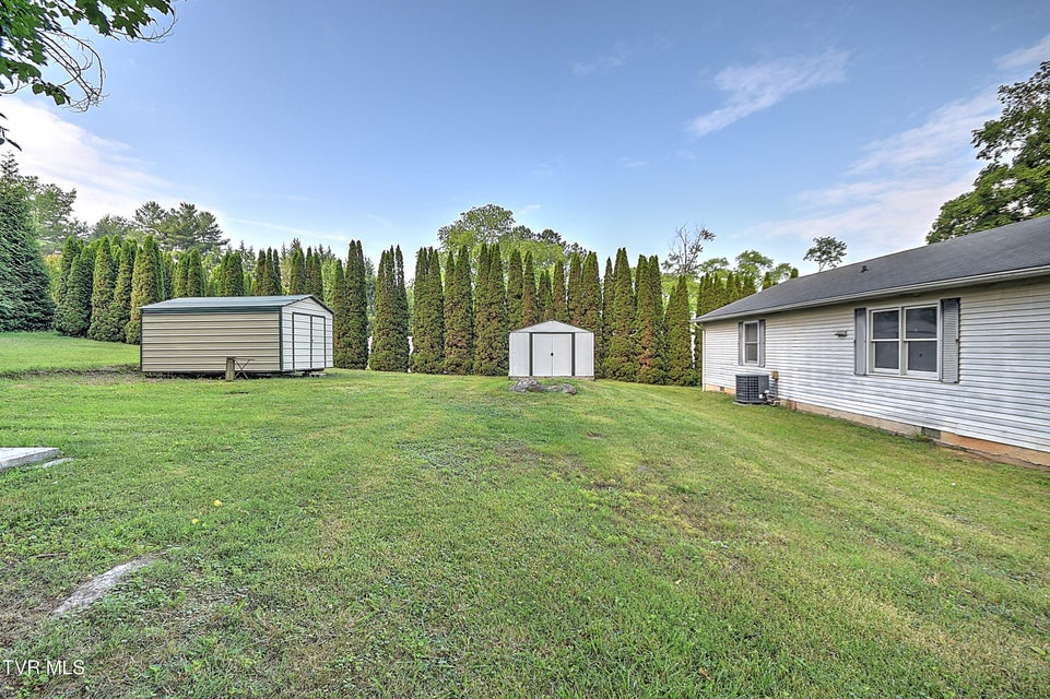 Photo #28: 609 Oakland Court