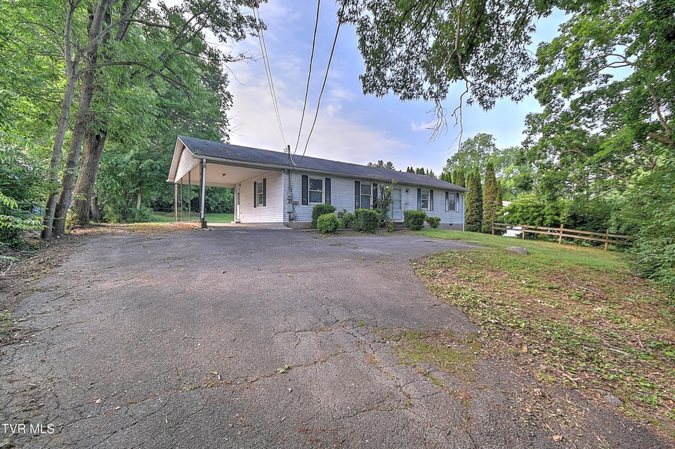 Photo #36: 609 Oakland Court
