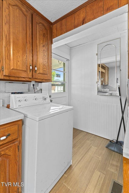 Photo #12: 204 Millpond Street