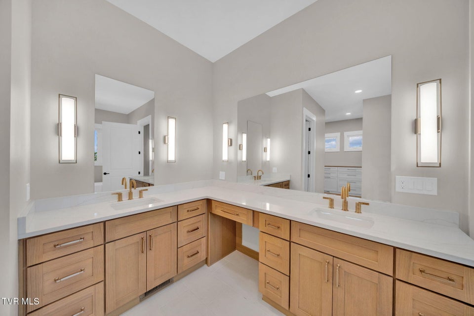 Photo #19: 1093 Hawk Nest Court Court
