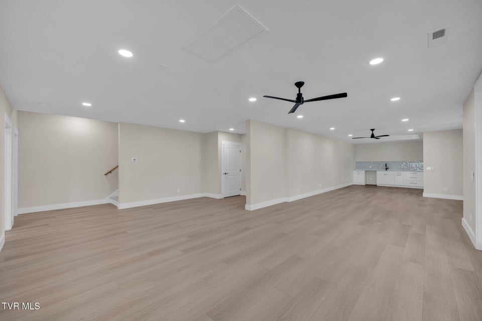Photo #58: 1093 Hawk Nest Court Court