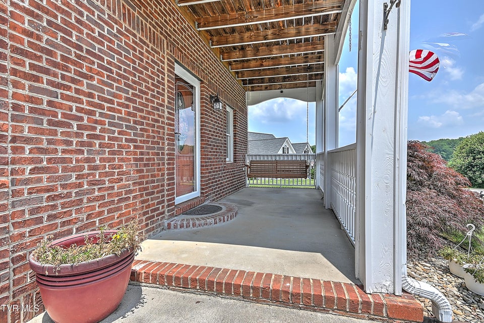 Photo #7: 111 Lucille Place