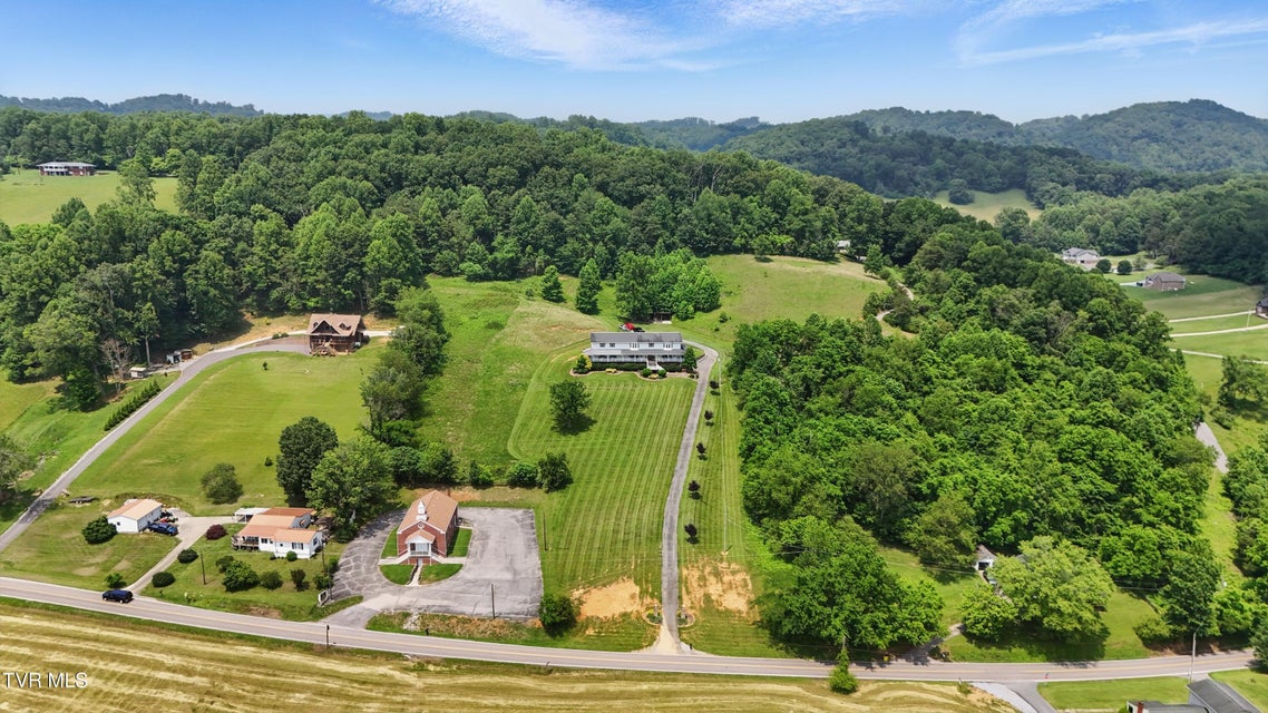 Photo #8: 4296 Bloomingdale Road