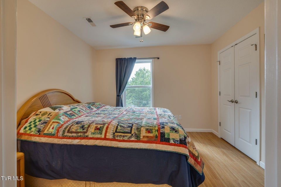 Photo #15: 306 Chestnut Street