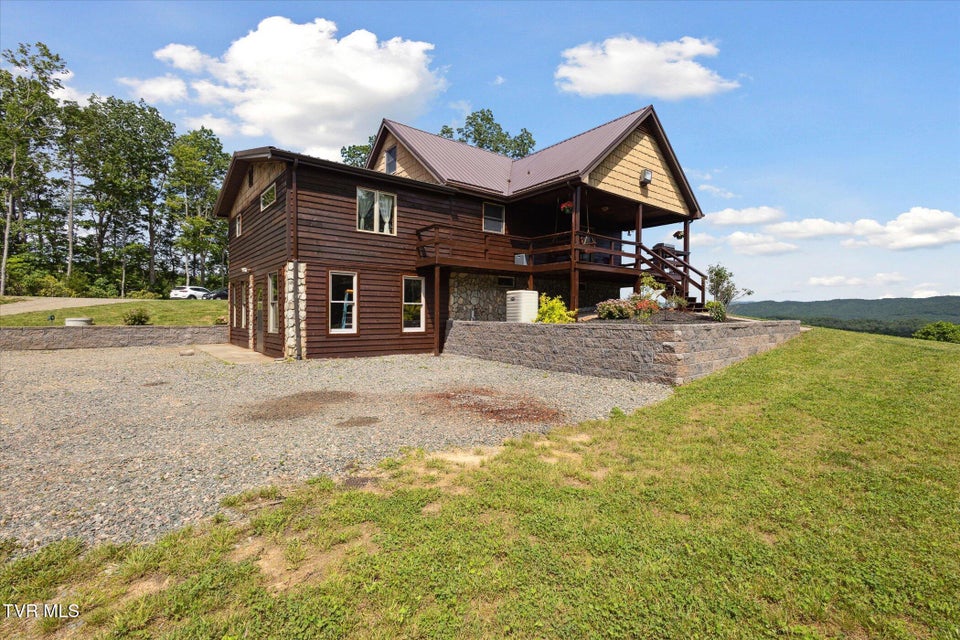 Photo #5: 620 Swift Hollow Lane