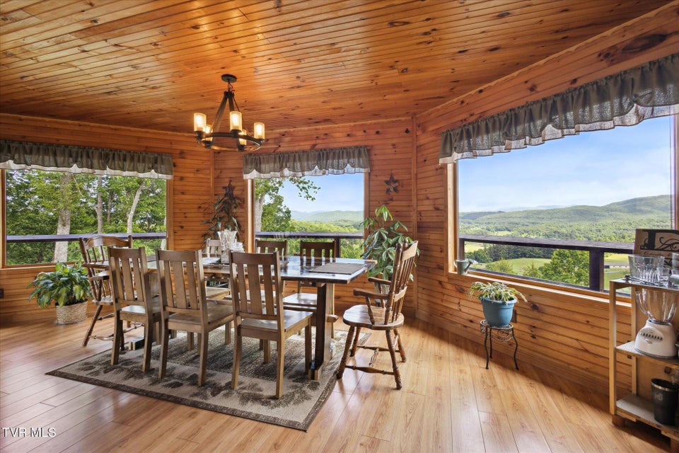 Photo #23: 620 Swift Hollow Lane