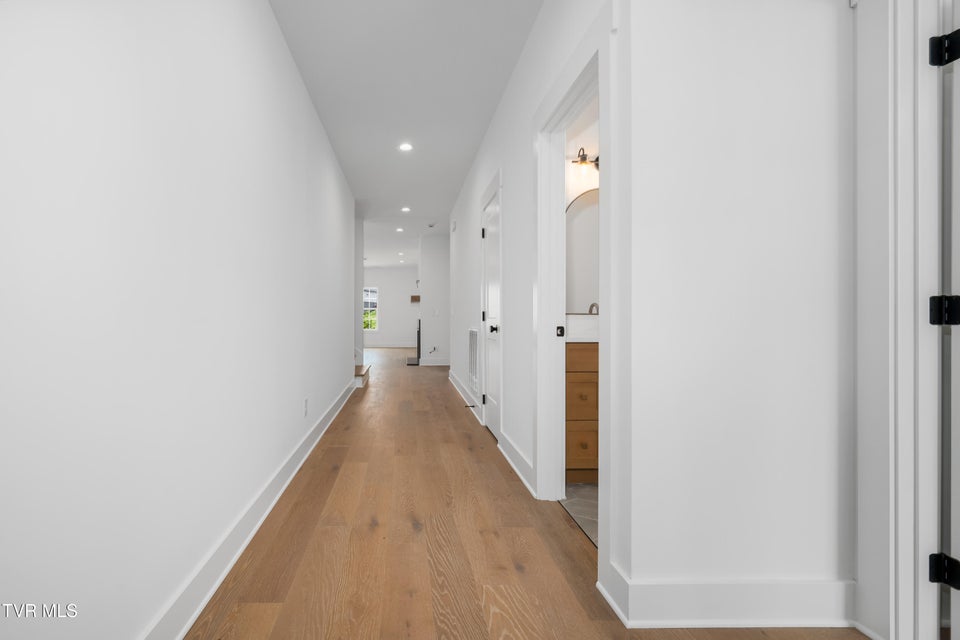 Photo #8: 272 Winston Place
