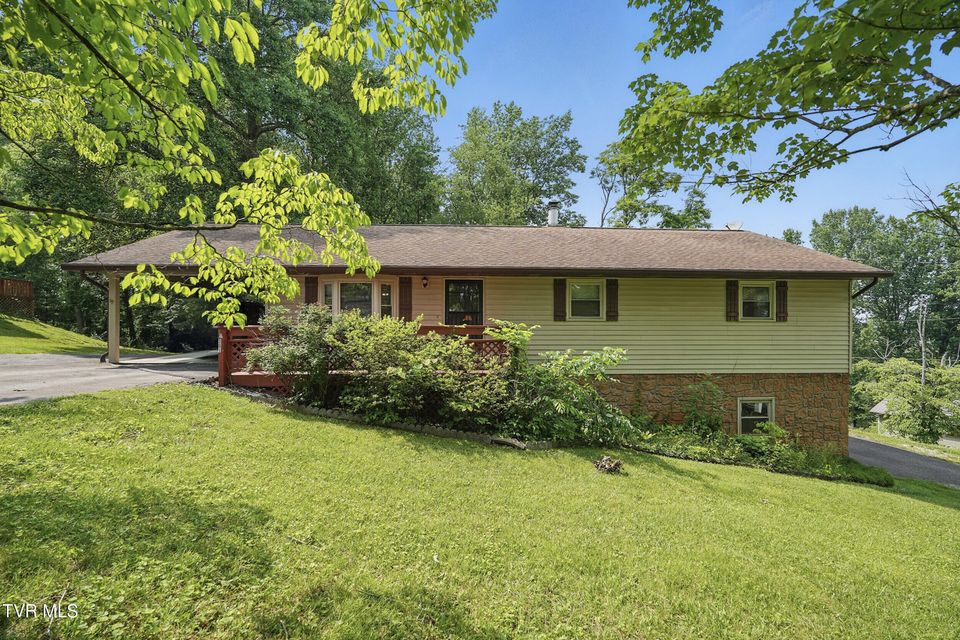 Photo #2: 301 Highland Road