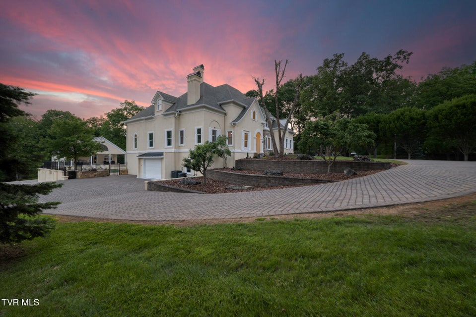 Photo #3: 408 Fairway Estates Drive