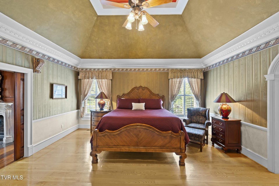 Photo #25: 408 Fairway Estates Drive