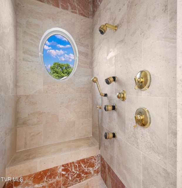 Photo #32: 408 Fairway Estates Drive