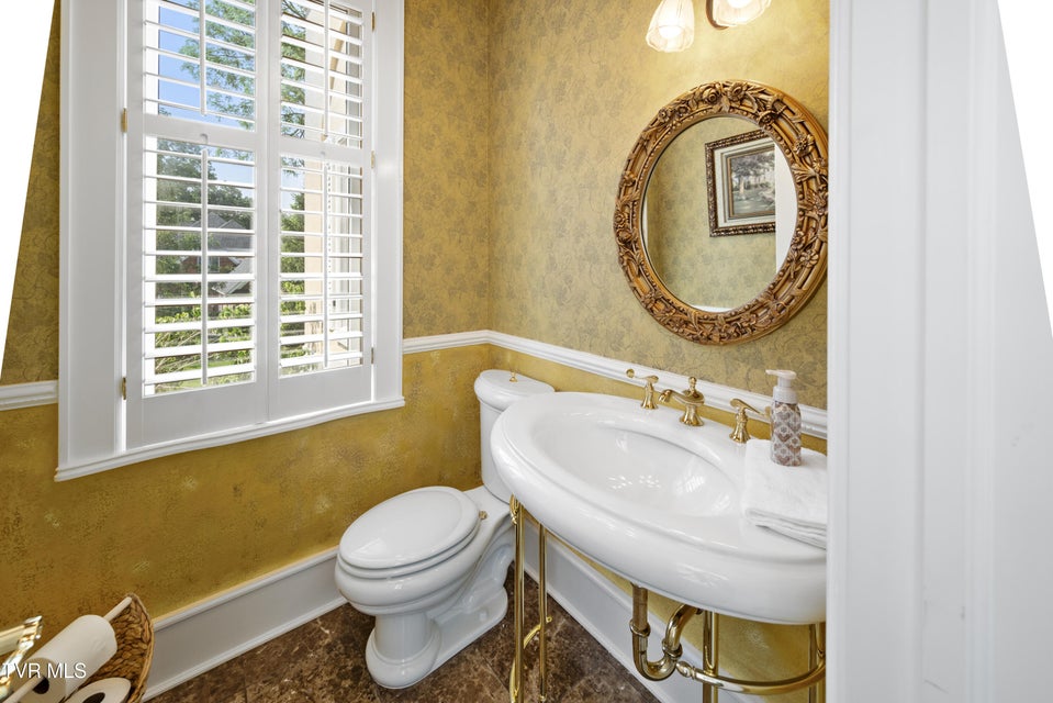 Photo #39: 408 Fairway Estates Drive