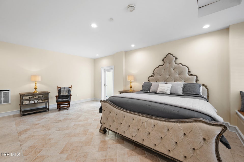 Photo #65: 408 Fairway Estates Drive