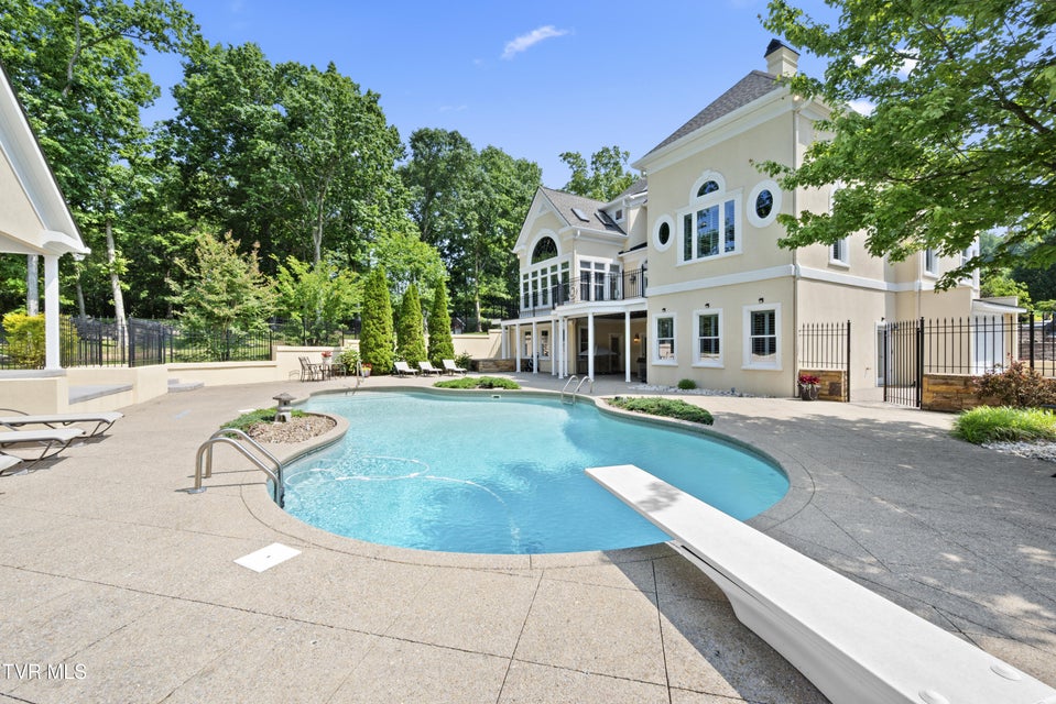 Photo #7: 408 Fairway Estates Drive