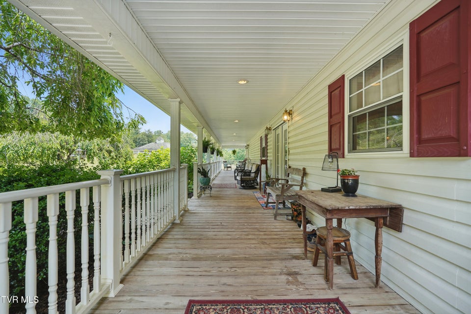 Photo #67: 4296 Bloomingdale Road