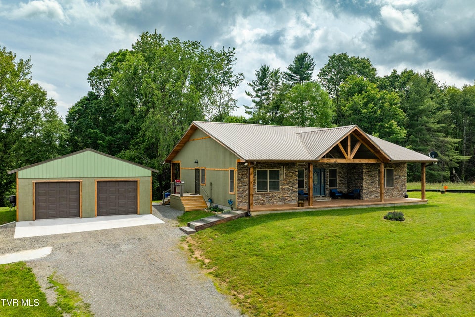 Photo #2: 271 Laurel Way