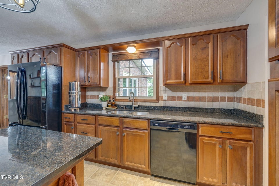 Photo #10: 405 Countryshire Court