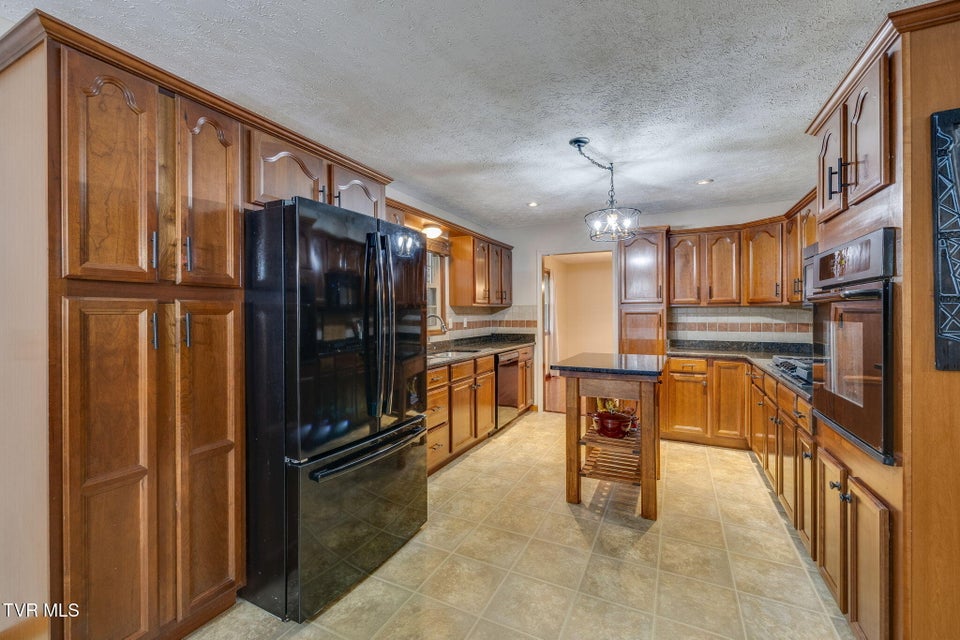 Photo #11: 405 Countryshire Court