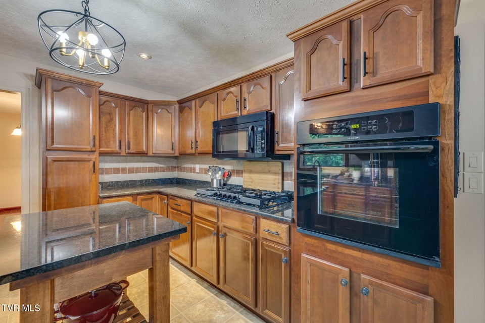 Photo #12: 405 Countryshire Court