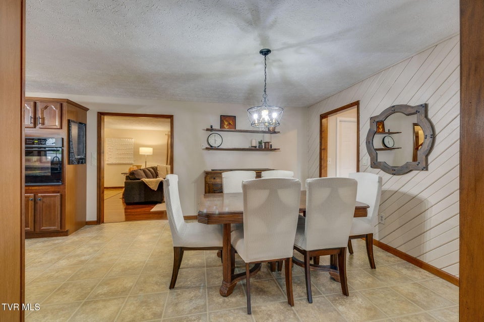 Photo #16: 405 Countryshire Court