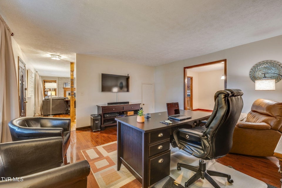 Photo #22: 405 Countryshire Court