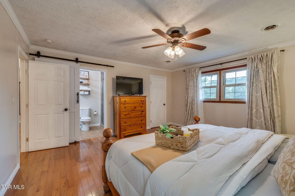 Photo #28: 405 Countryshire Court