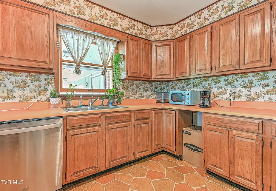 Photo #35: 509 9th Street