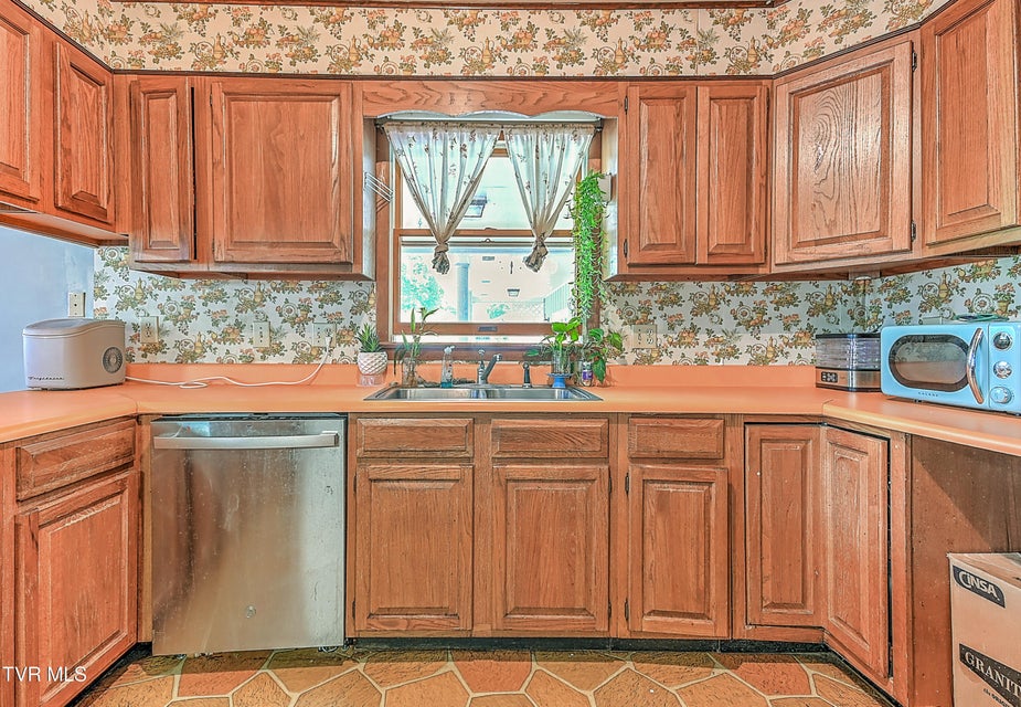 Photo #36: 509 9th Street
