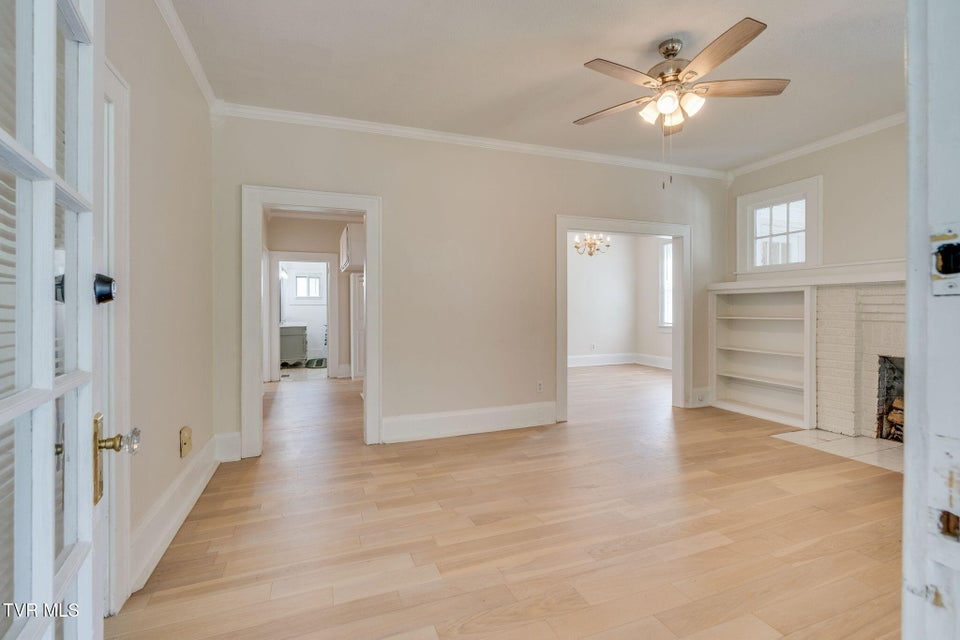 Photo #4: 631 Taylor Street