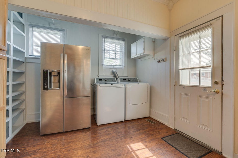 Photo #12: 631 Taylor Street