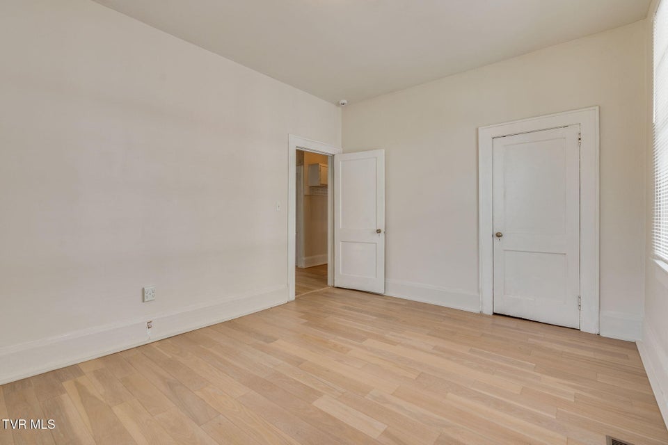 Photo #15: 631 Taylor Street