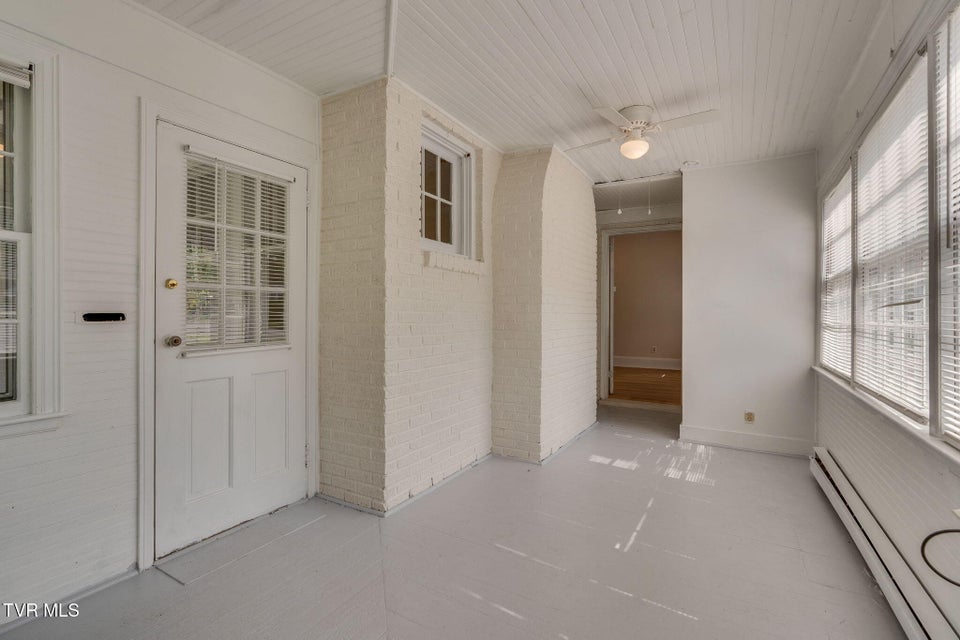 Photo #23: 631 Taylor Street