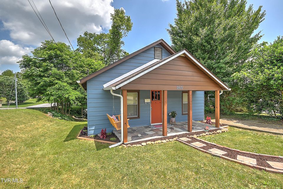 Photo #2: 165 Hughes Street