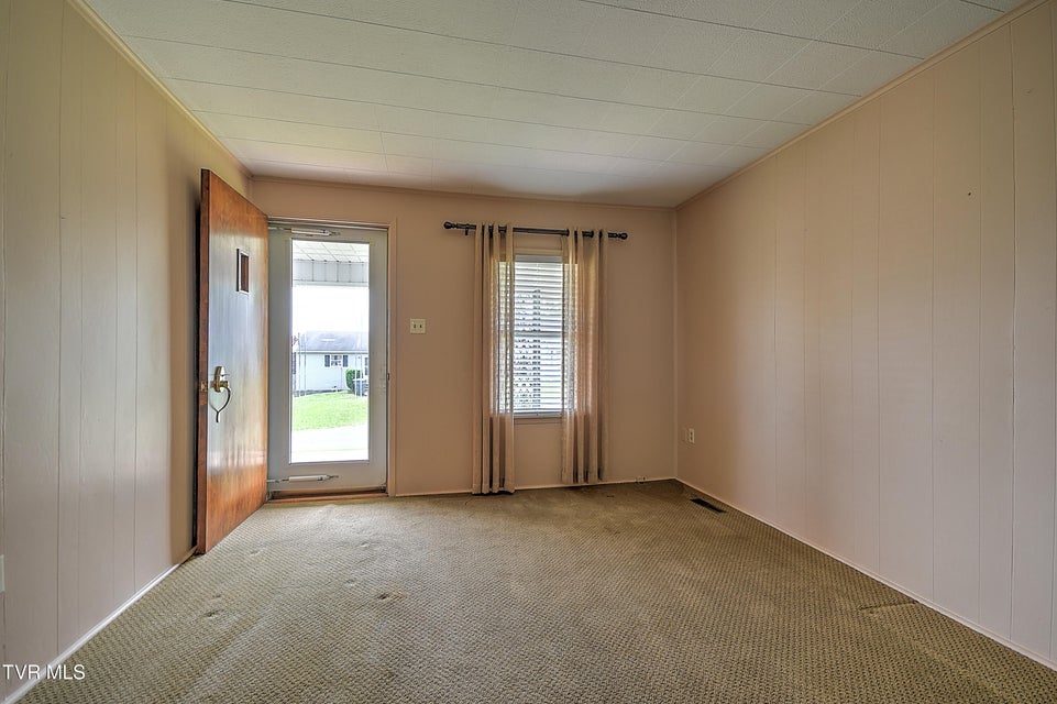 Photo #5: 1241 Carolina Avenue