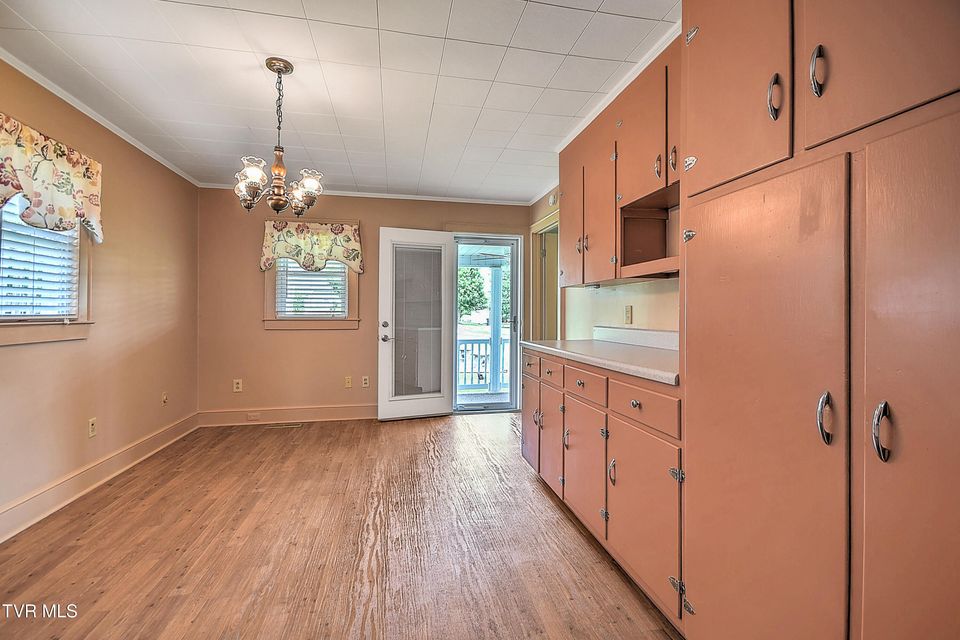 Photo #10: 1241 Carolina Avenue