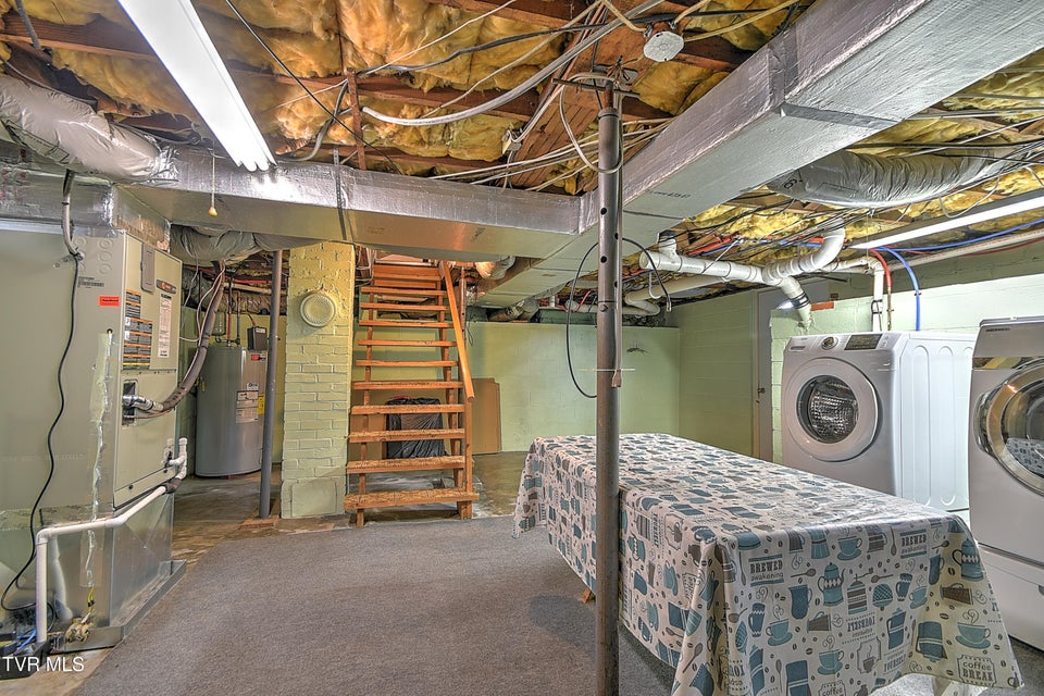 Photo #29: 1241 Carolina Avenue
