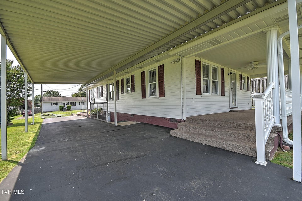 Photo #38: 1241 Carolina Avenue