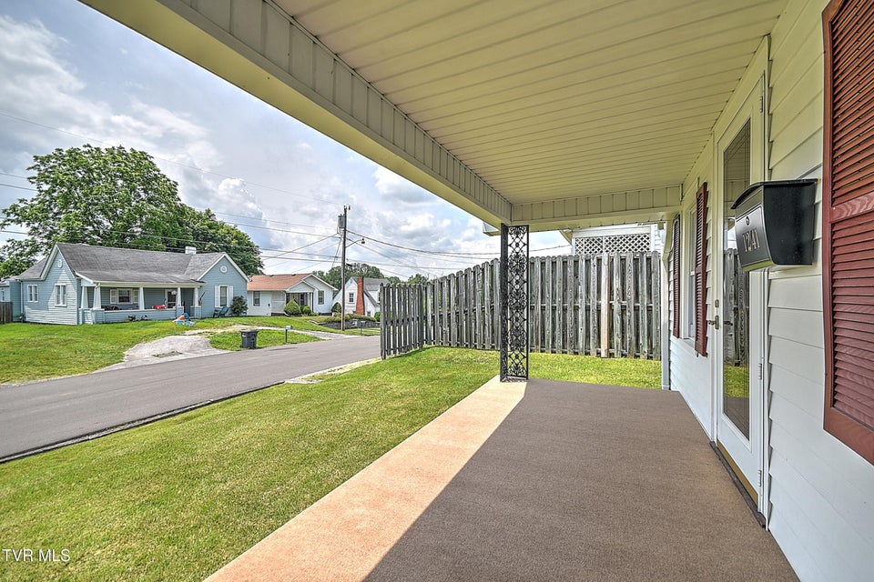 Photo #3: 1241 Carolina Avenue