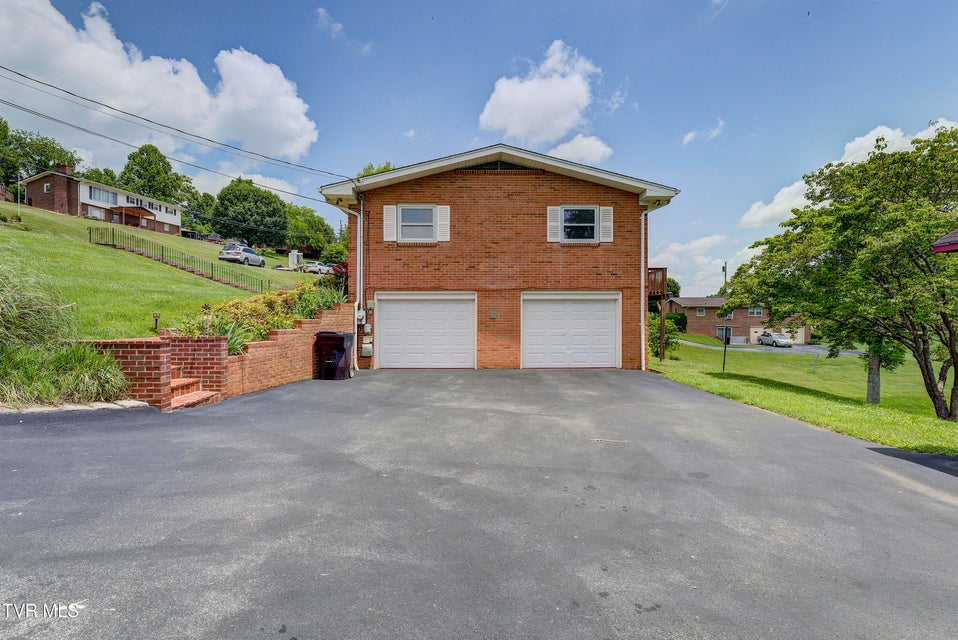 Photo #8: 296 Redstone Drive