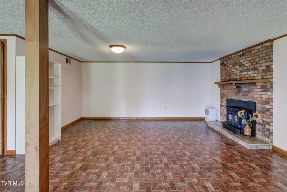 Photo #19: 296 Redstone Drive