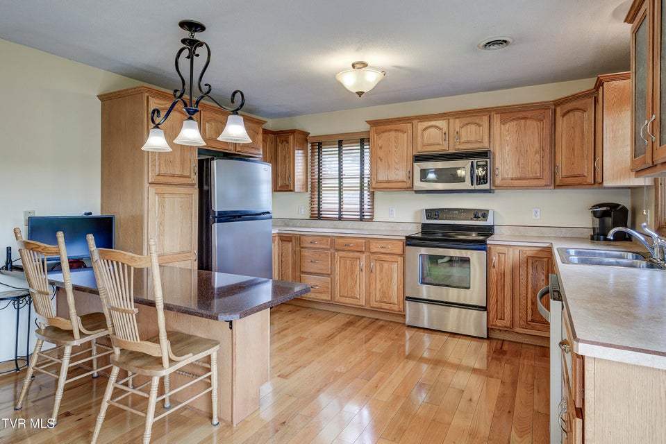 Photo #35: 296 Redstone Drive
