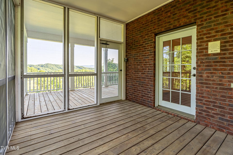 Photo #14: 15127 Stonewall Ridge
