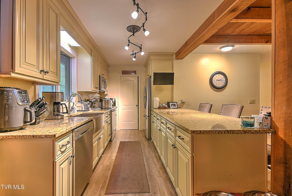 Photo #14: 204 Chinquapin Lane