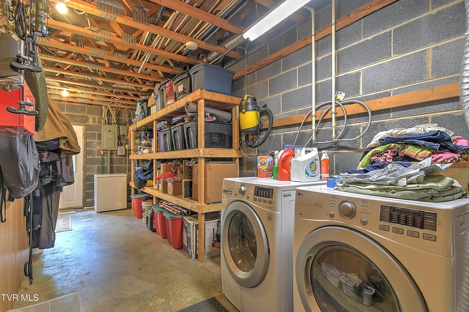 Photo #38: 204 Chinquapin Lane